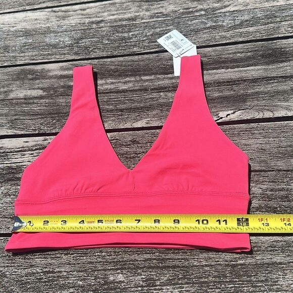 Lululemon Align V-Neck Bra Light Support, A/B Cup Lip Gloss pink size 6 NWT - Picture 4 of 7